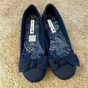 Brand New American Eagle Navy Flats with bow